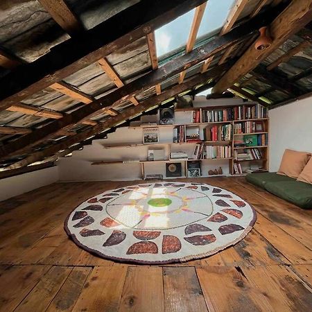Bīr The Attic Libraryヴィラ エクステリア 写真