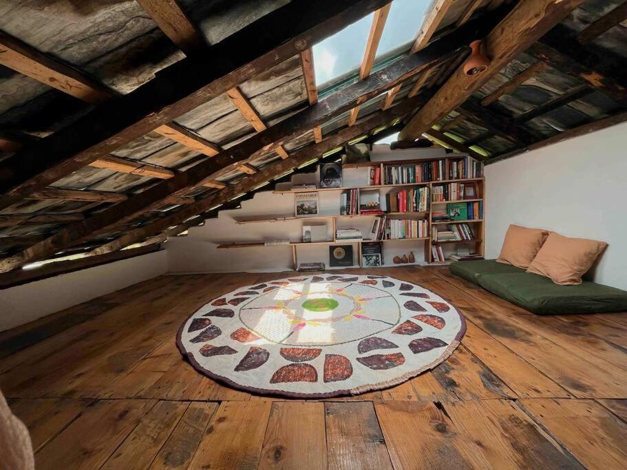 Bīr The Attic Libraryヴィラ エクステリア 写真
